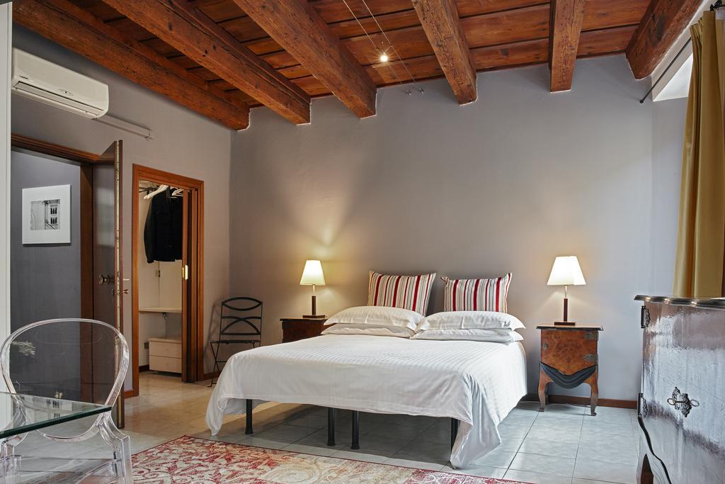 L'Ospite Appartamenti Verona Exterior foto
